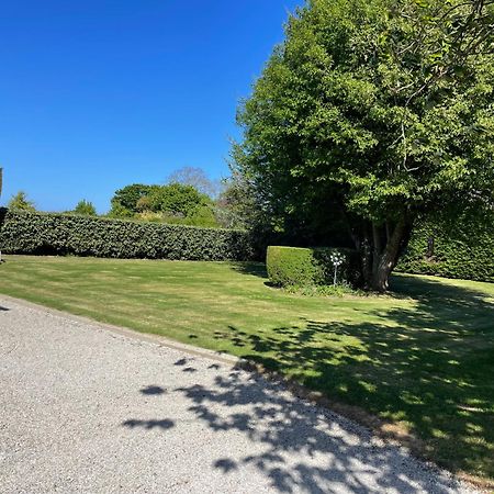 "La Revillaise" Proche Mer, Grand Jardin Clos, 2 A 5 Personnes-Adultes-Enfants- Réville Exterior foto